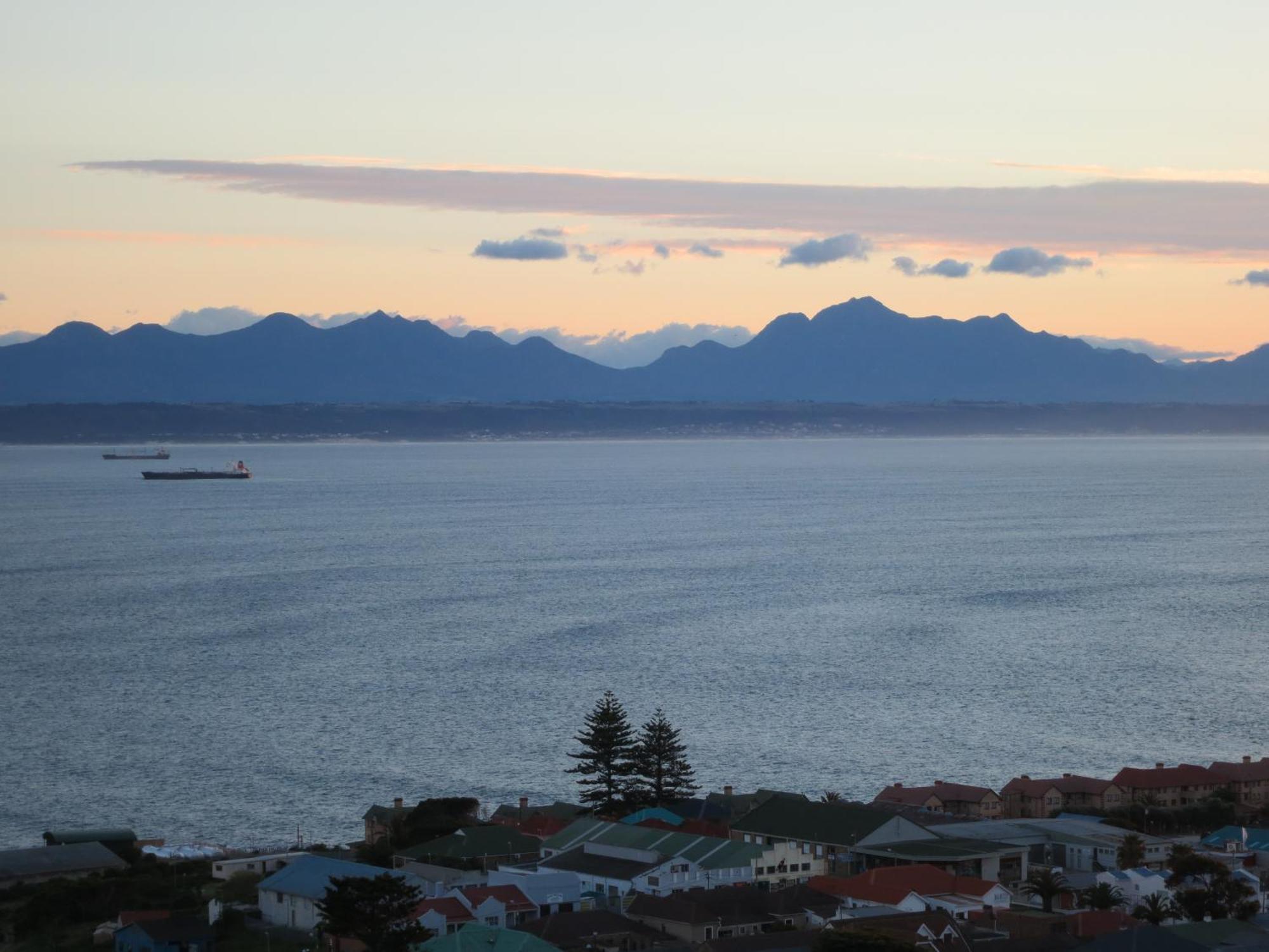 3Coloursblue Guest House Mossel Bay Bagian luar foto